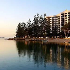 Ramada By Wyndham Golden 4* Caloundra
