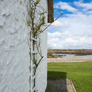  Holiday home Dunguaire Thatched Ireland