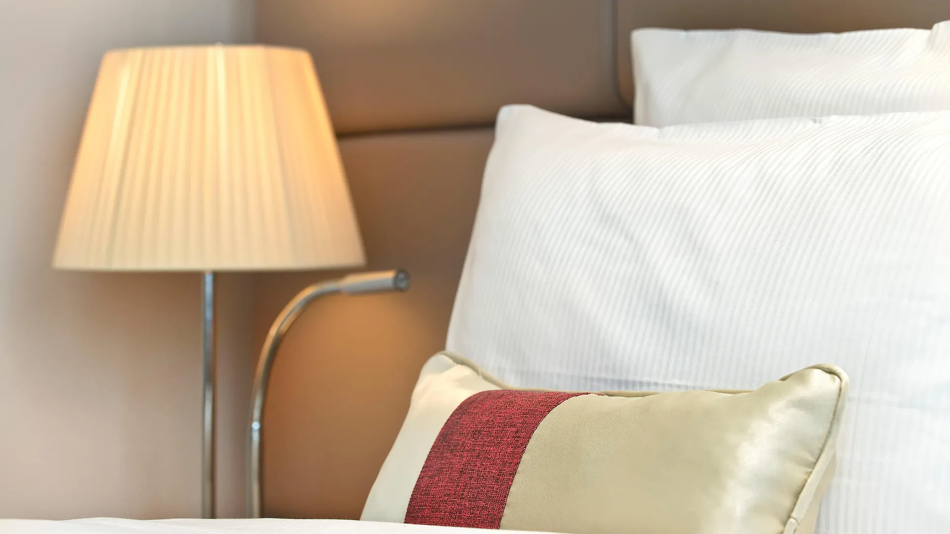 Hotel Crowne Plaza Dublin Airport By Ihg Santry