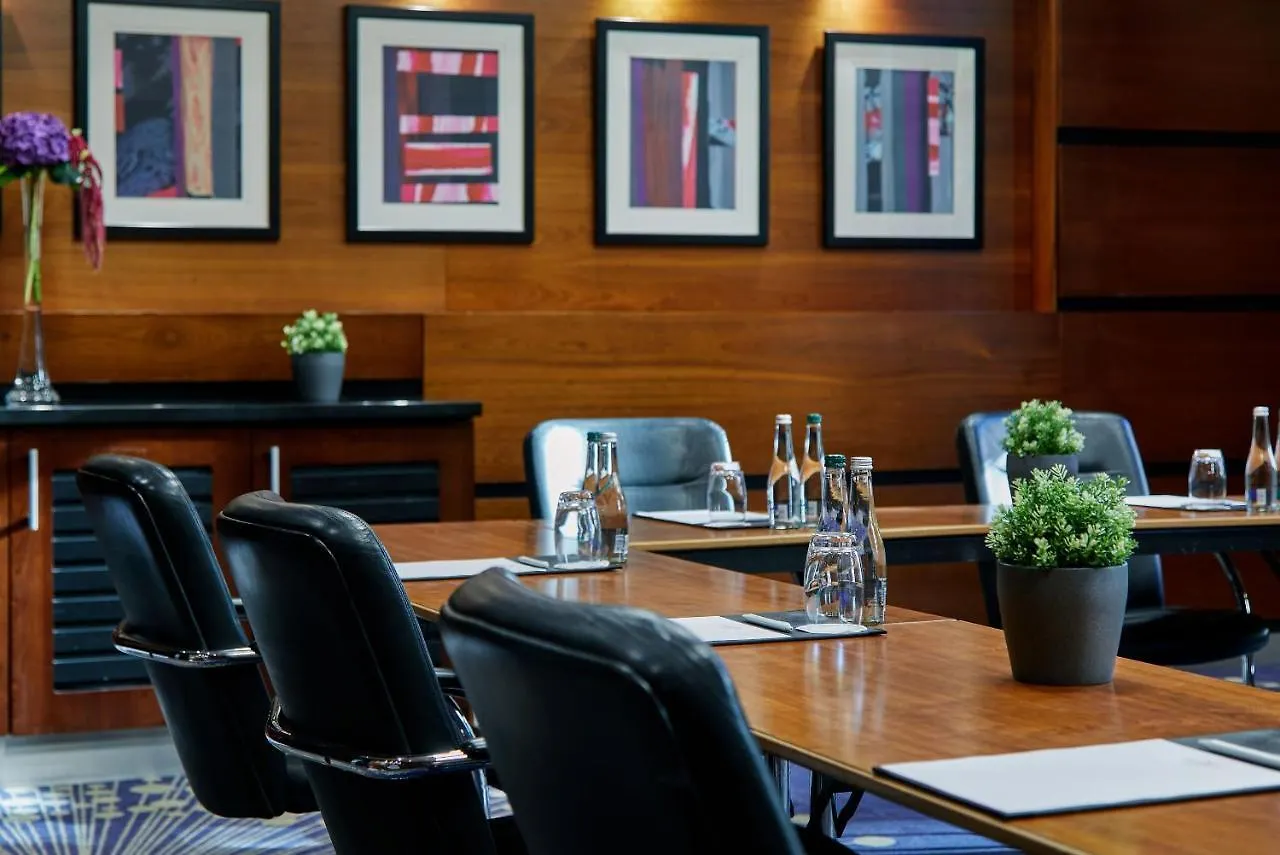 Hotel Crowne Plaza Dublin Airport By Ihg Santry 4*,