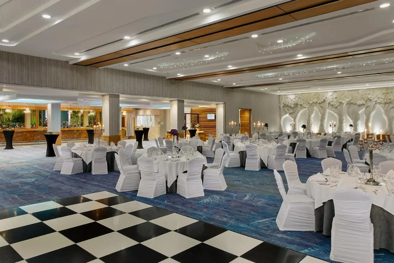 Hotel Crowne Plaza Dublin Airport By Ihg Santry